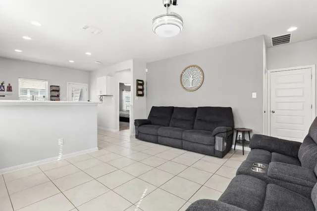 $1,650 | 241 El Dorado Road, Jarrell, TX 76537