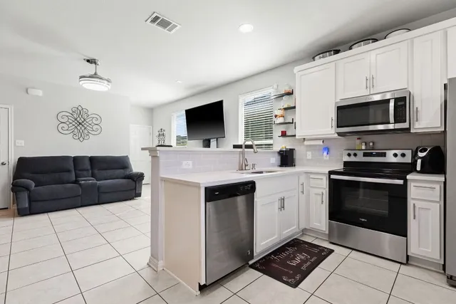 $1,650 | 241 El Dorado Road, Jarrell, TX 76537