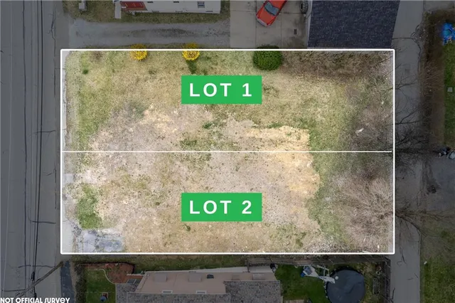 a sign that is on the wall of a building