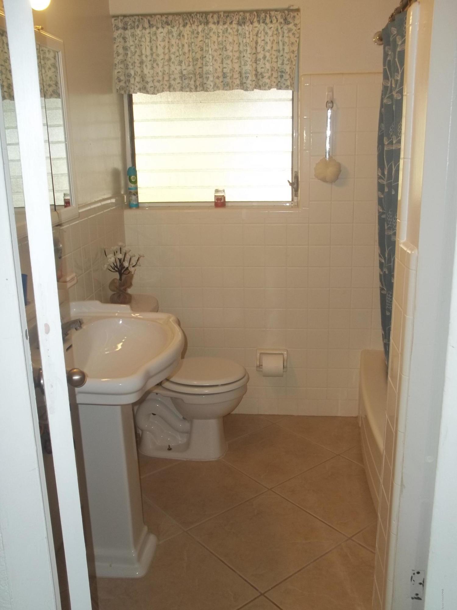 860 Delano Road Titusville, FL 32780 - Photo 10 of 26 Bathroom