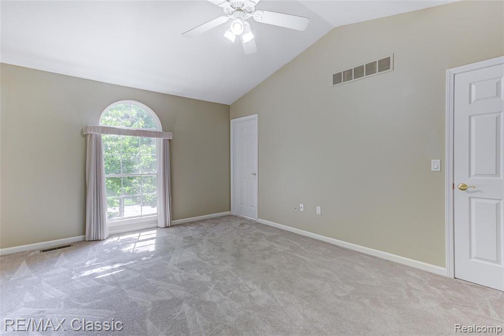 41620 Mitchell Road Novi, MI 48377 - Photo 26 of 40