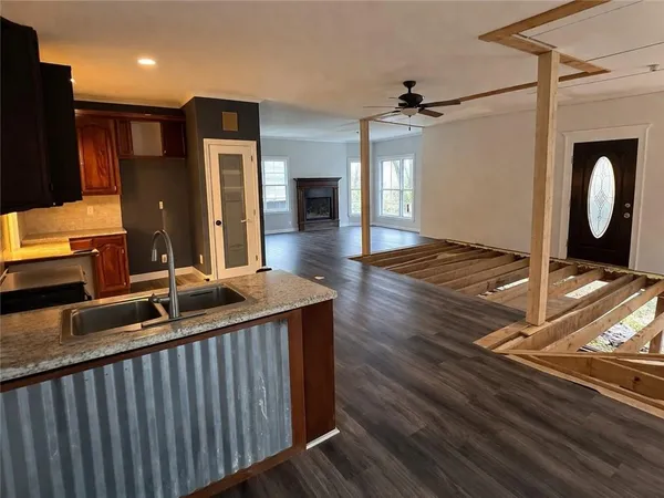 $389,900 | 924 Highway 138, Stockbridge, GA 30281