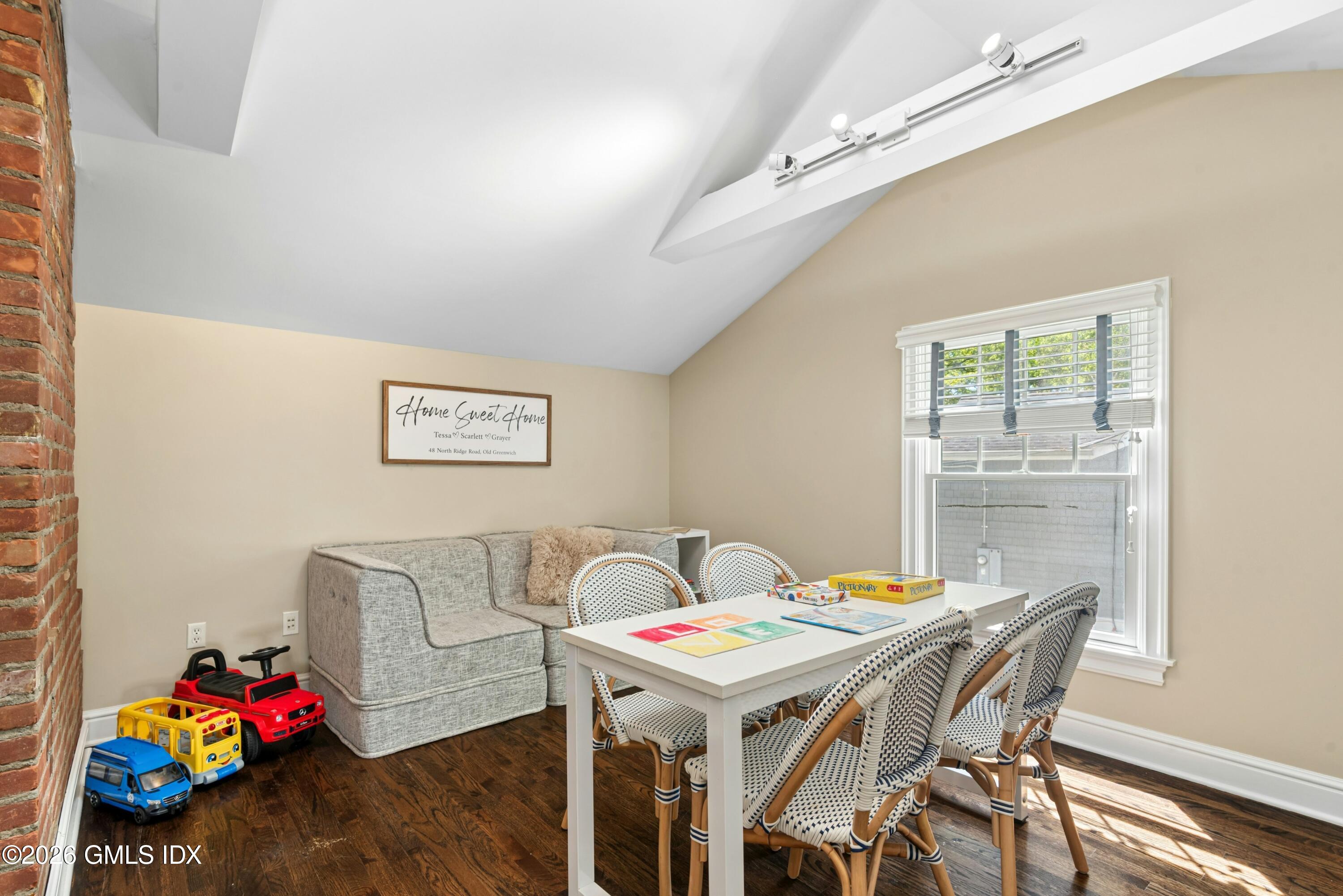 48 Northridge Road Old Greenwich, CT 06870 - Photo 12 of 30 Homework/craft rm