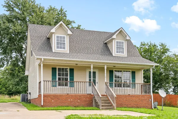 $1,250 | 2080 Carneal Lane, Oak Grove, KY 42262