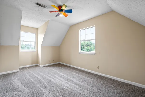 $1,250 | 2080 Carneal Lane, Oak Grove, KY 42262