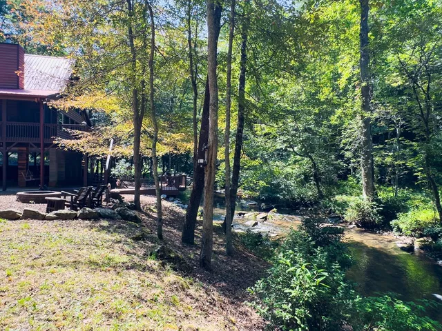 a view of a lake with houses