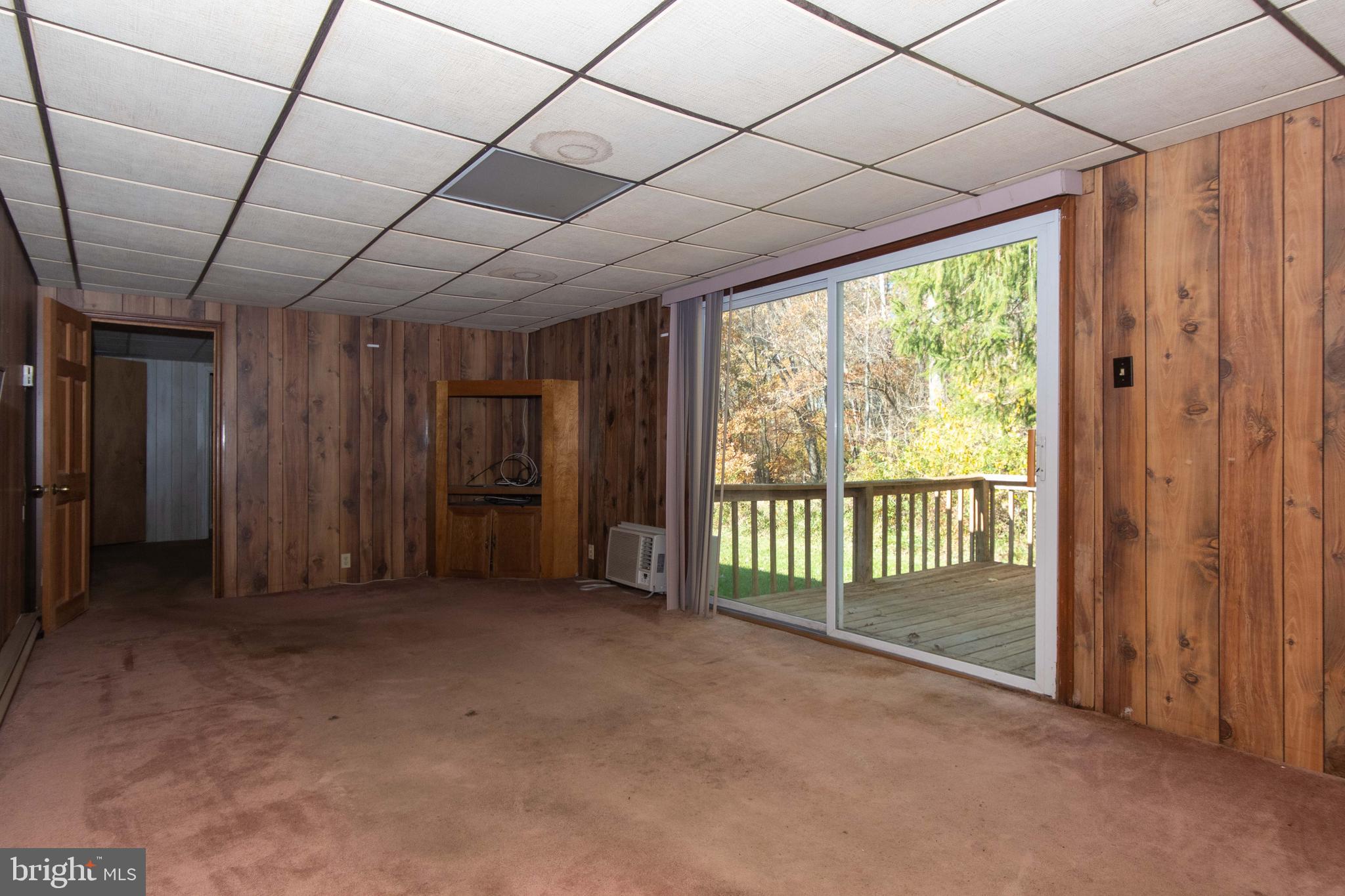 3134 James Run Road Churchville, MD 21028 - Photo 19 of 46 Enormous family room