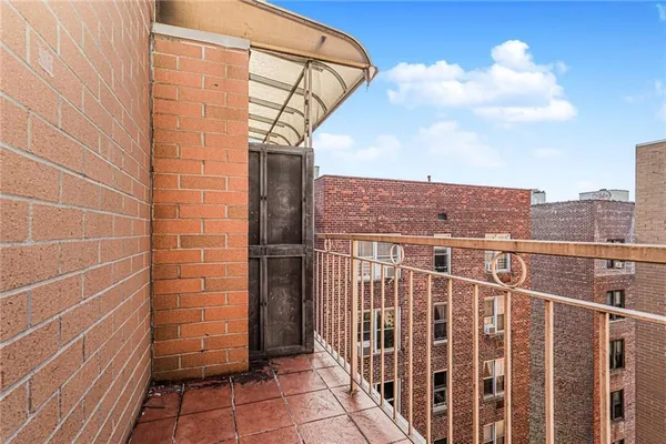 $665,000 | 2072 Ocean Avenue, Unit 701 | Midwood