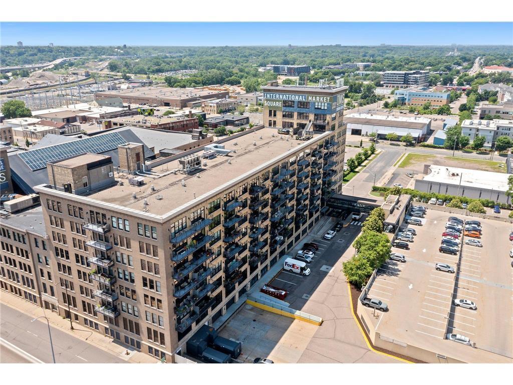 290 Market Street, Unit 405 Minneapolis, MN 55405 - Photo 26 of 37
