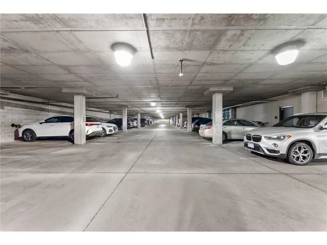 $299,900 | 290 Market Street, Unit 405, Minneapolis, MN 55405