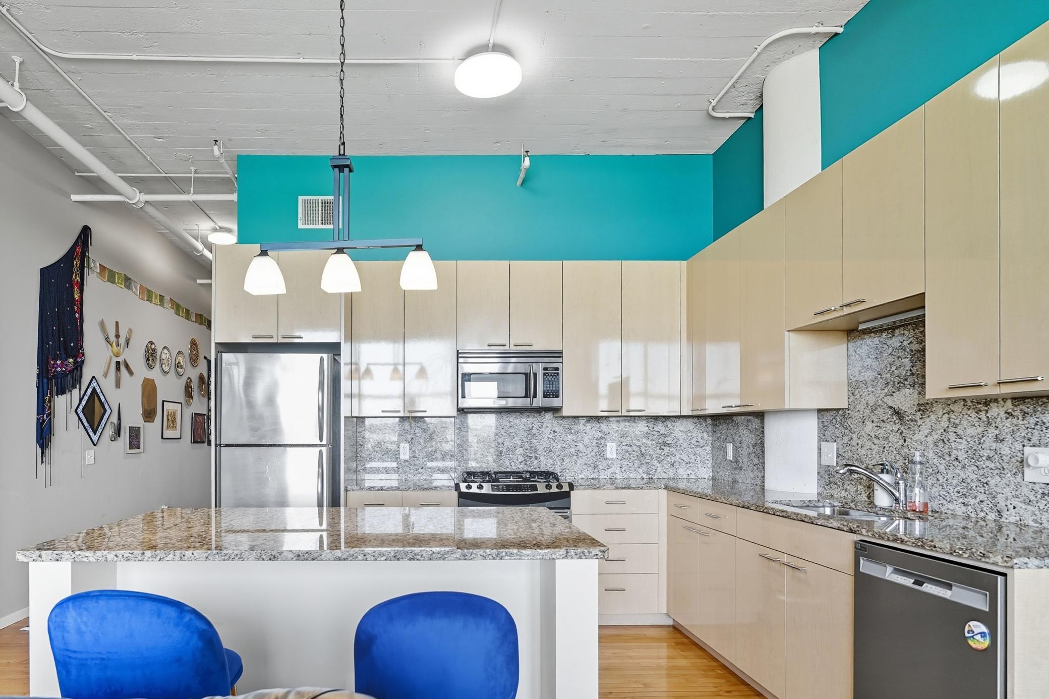 290 Market Street, Unit 405 Minneapolis, MN 55405 - Photo 5 of 37