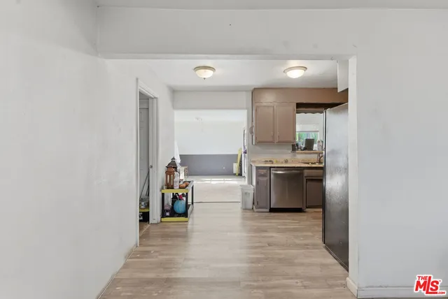 $260,000 | 1700 Airport Drive, Bakersfield, CA 93308