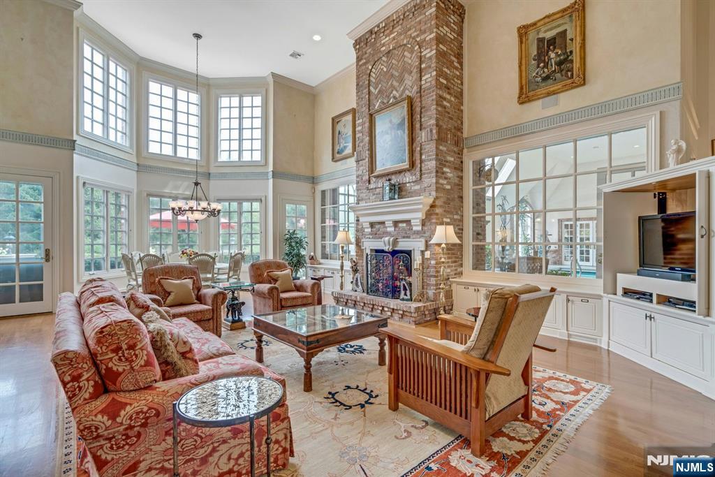 1055 High Mountain Road Franklin Lakes, NJ 07417 - Photo 13 of 24