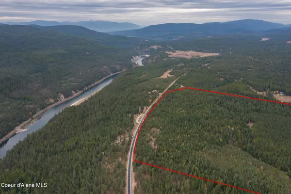 $2,350,000 | 2 Moyie Springs, Moyie Springs, ID 83845