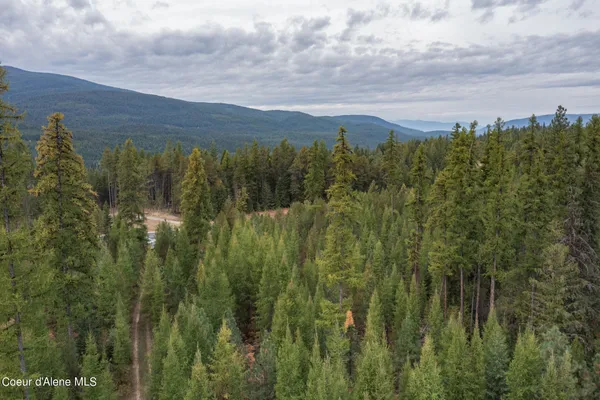 $2,350,000 | 2 Moyie Springs, Moyie Springs, ID 83845