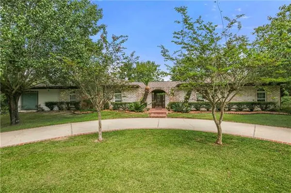 $360,000 | 170 Indian Village Road, Slidell, LA 70461