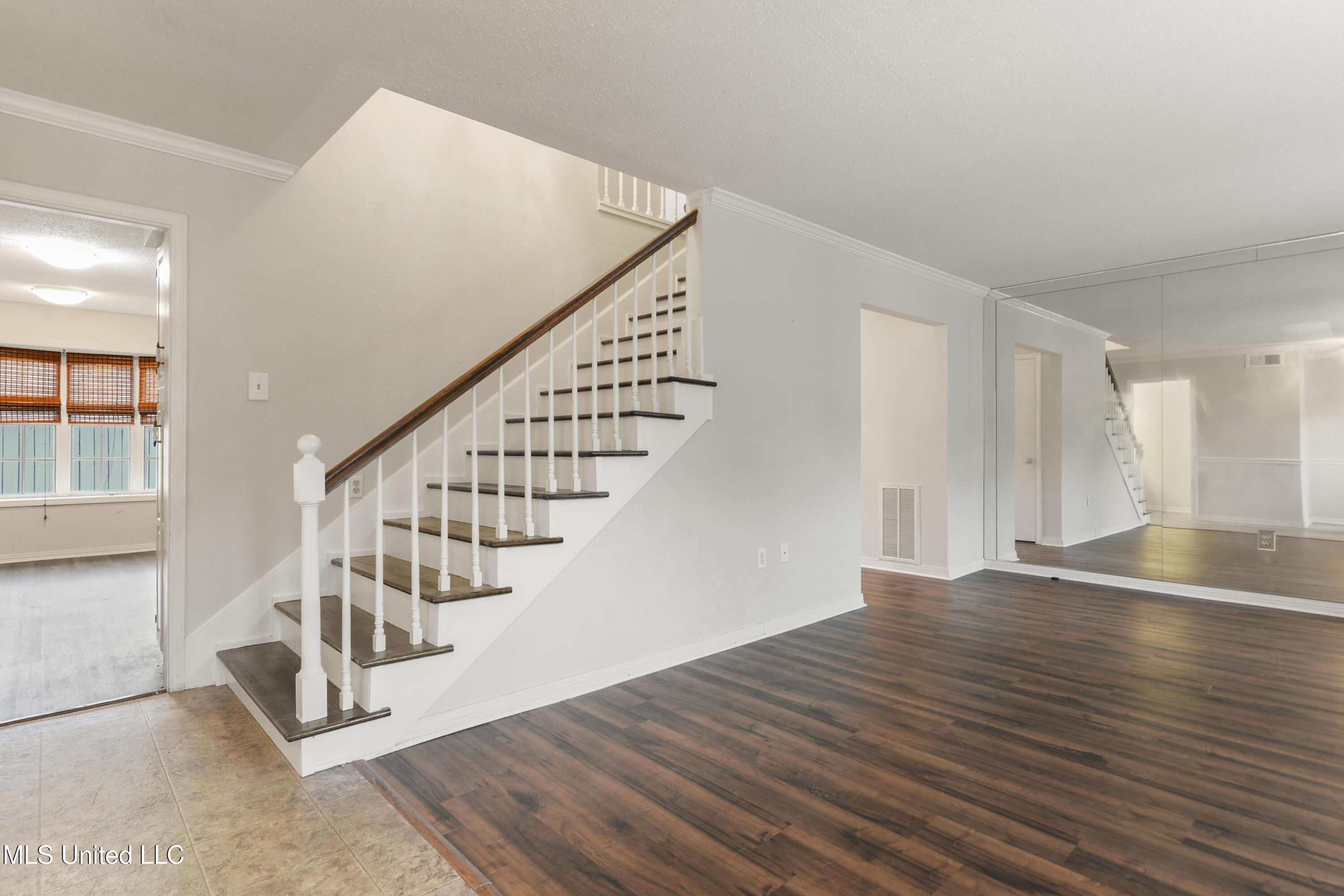 30 Independence Drive, Unit 30 Gulfport, MS 39507 - Photo 4 of 23 004