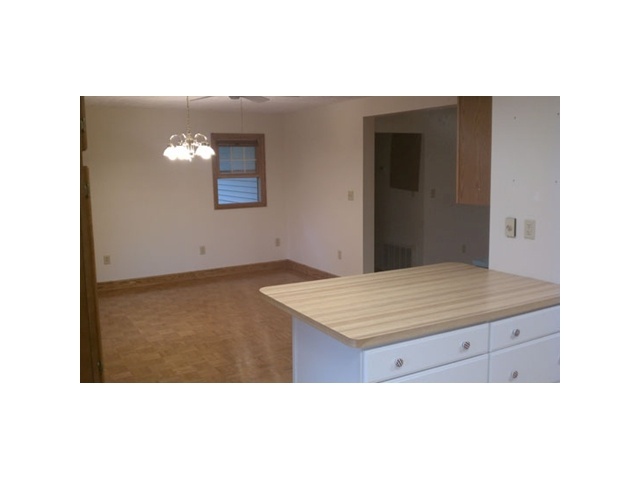 4940 Newark Road Mount Vernon, OH 43050 - Photo 8 of 23 Gallery Image 8