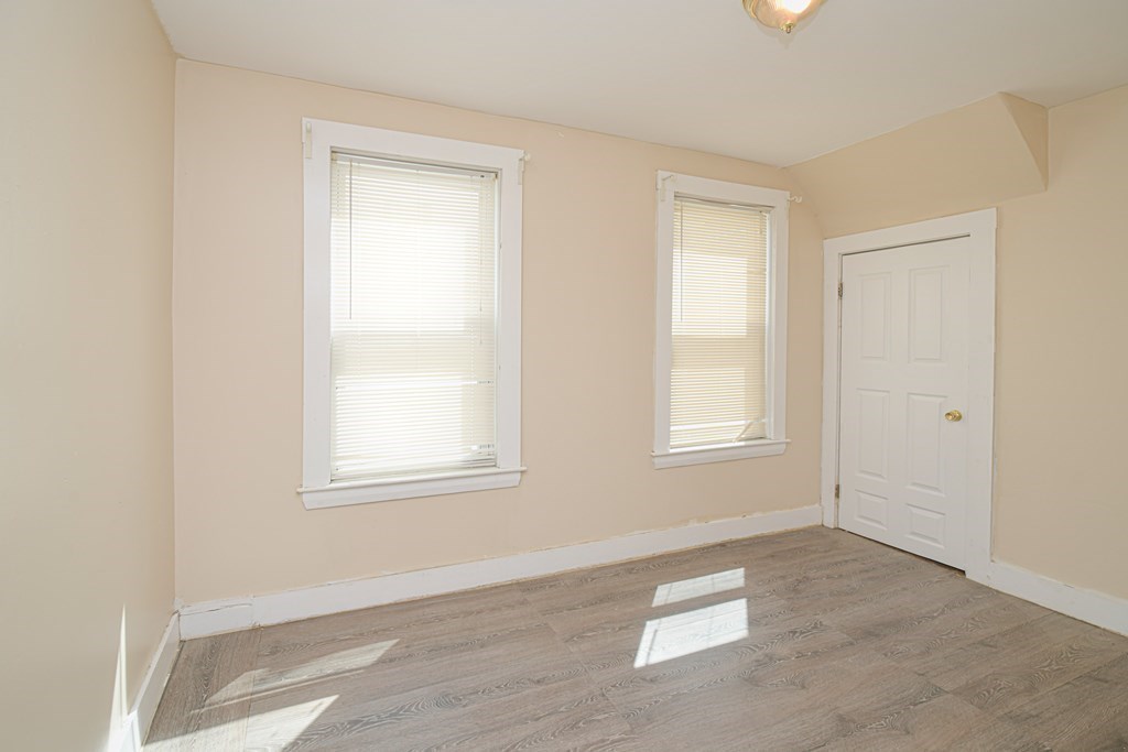 31 Hiawatha Road Boston, MA 02126 - Photo 12 of 22 Gallery Image 12
