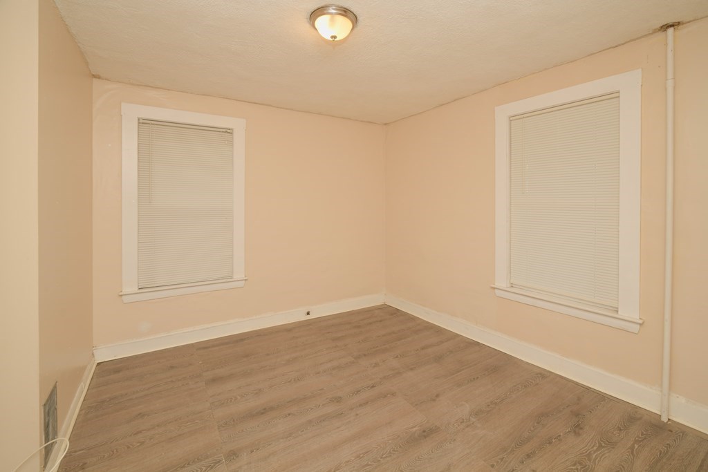 31 Hiawatha Road Boston, MA 02126 - Photo 17 of 22 Gallery Image 17