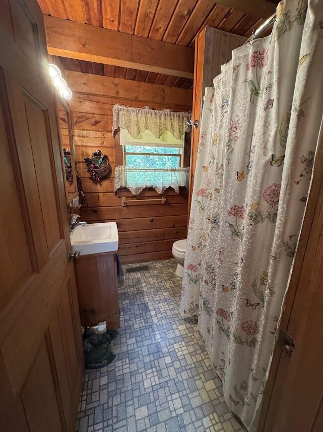 20 Zion Road Wellington, ME 04942 - Photo 13 of 19 zion bath - Copy