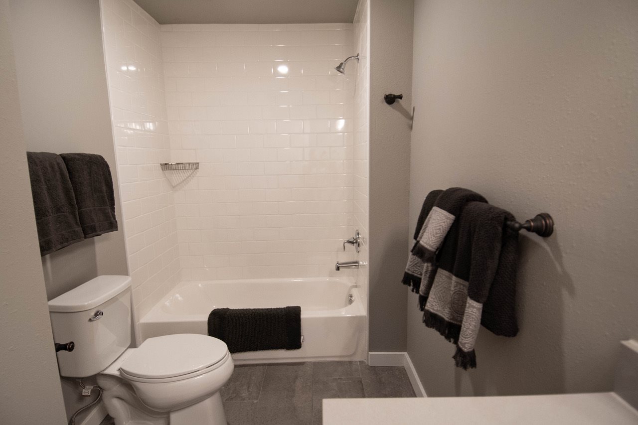 4515 East Farwell Road Mead, WA 99021 - Photo 14 of 17 Gallery Image 14