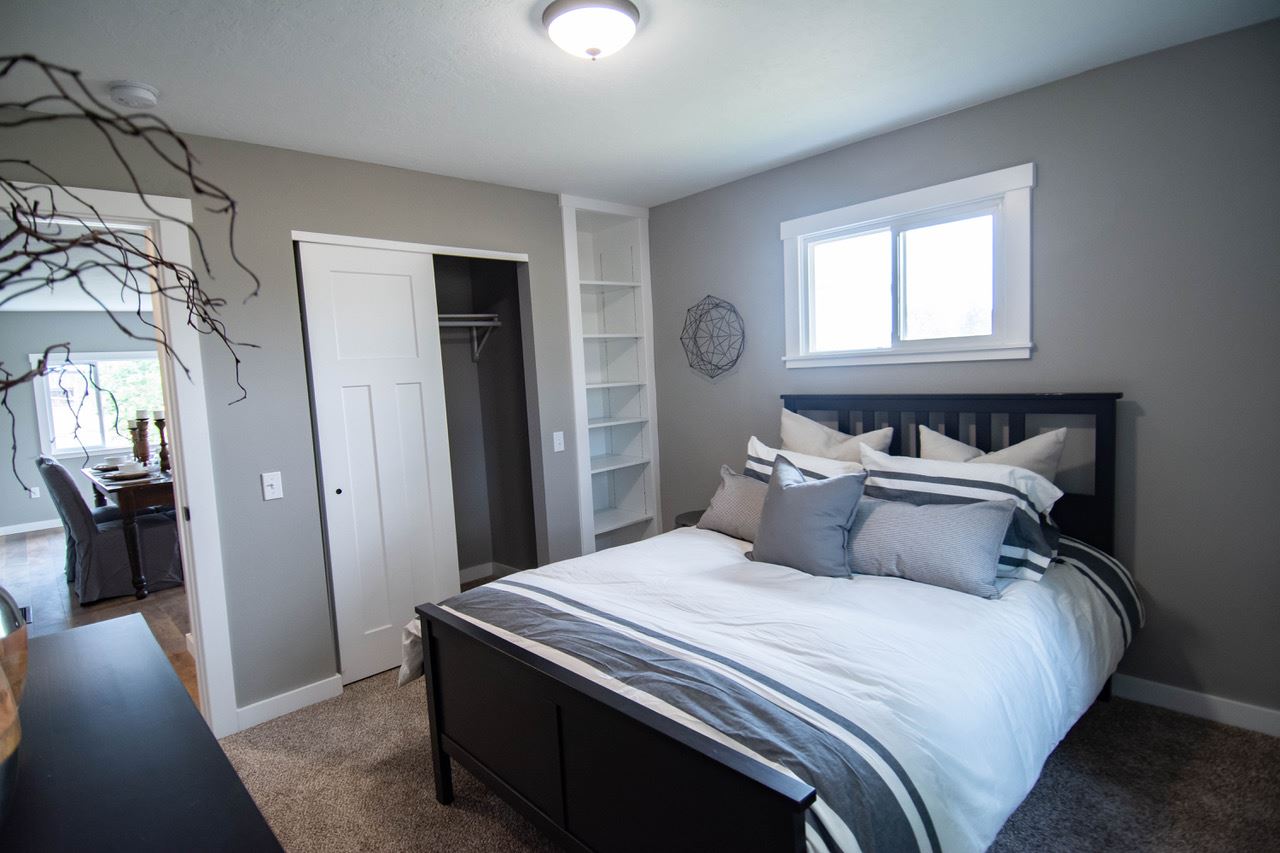 4515 East Farwell Road Mead, WA 99021 - Photo 10 of 17 Gallery Image 10