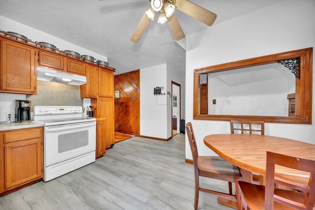 56 Park Street Hudson, MA 01749 - Photo 24 of 35