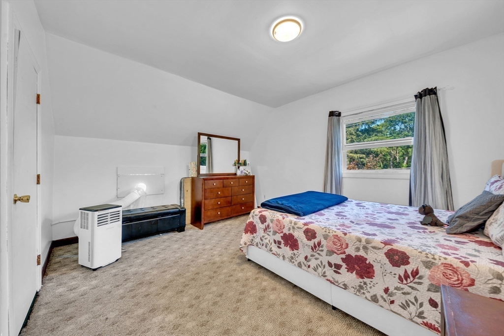 56 Park Street Hudson, MA 01749 - Photo 29 of 35