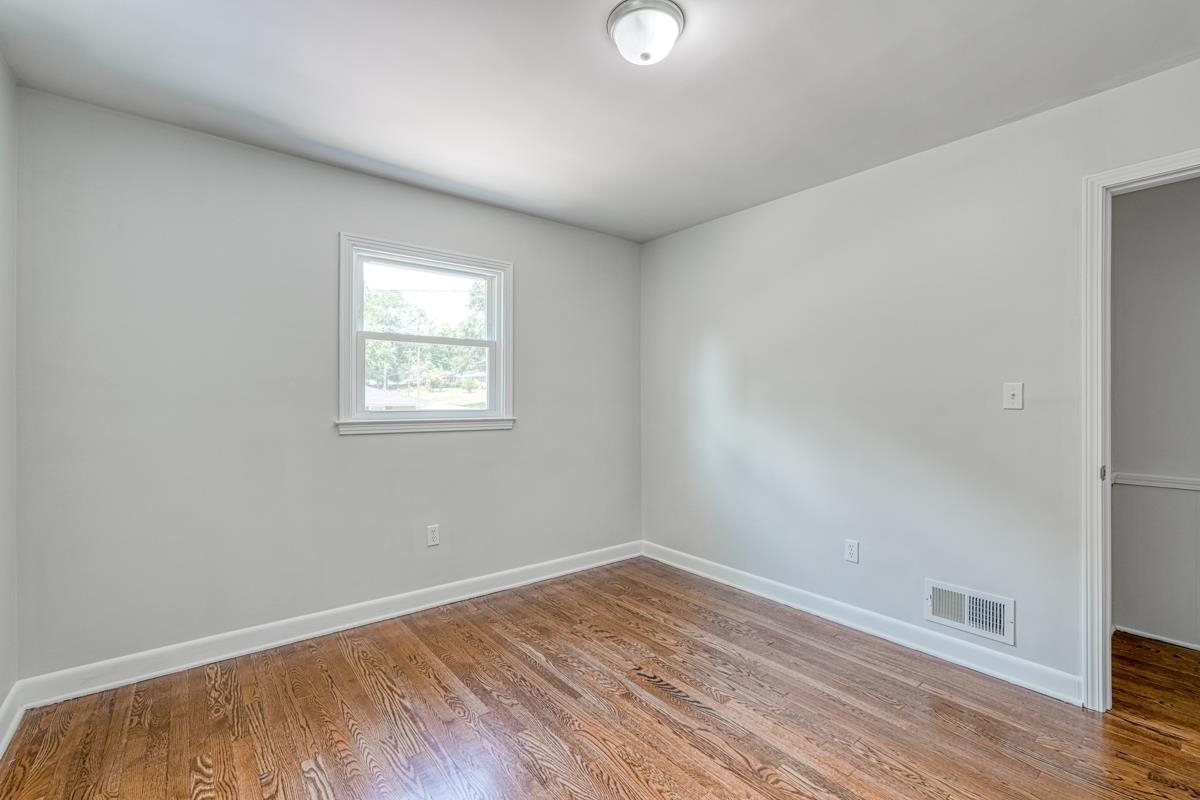 126 Dover Road Spartanburg, SC 29301 - Photo 19 of 41