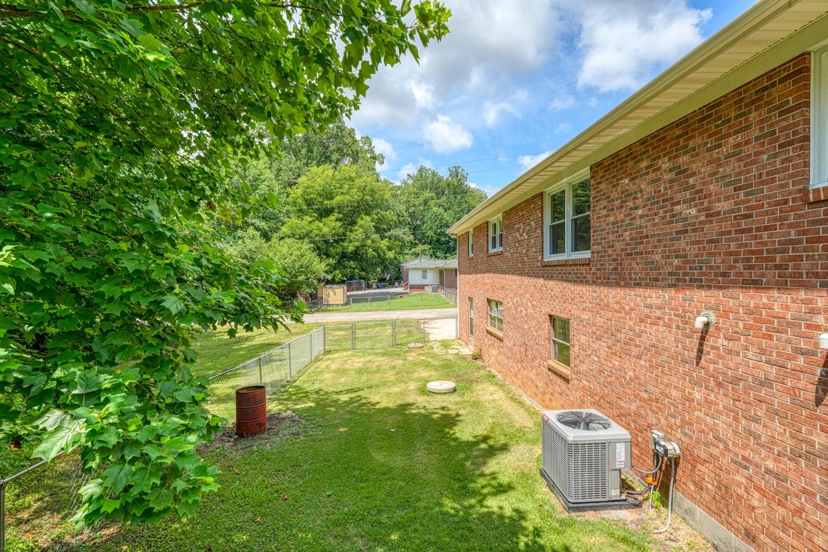 126 Dover Road Spartanburg, SC 29301 - Photo 40 of 41