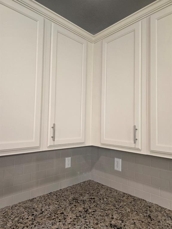 6194 Ripple Way, Unit 86 Atlanta, GA 30349 - Photo 5 of 27 a view of an empty room and window