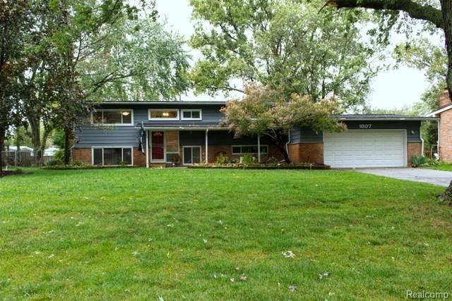 1807 Big Trail Road Walled Lake, MI 48390 - Photo 17 of 22 17-00.jpg