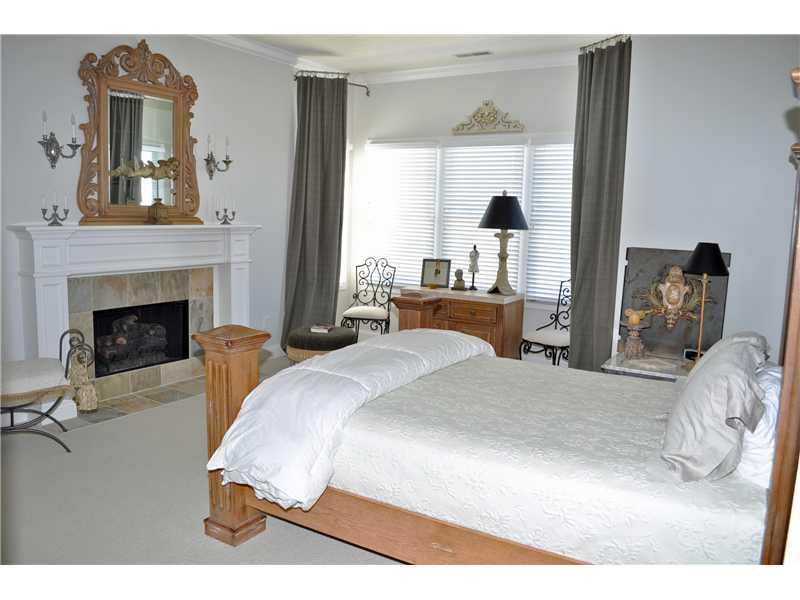 12574 Meeting House Road Carmel, IN 46032 - Photo 11 of 24 Gallery Image 11