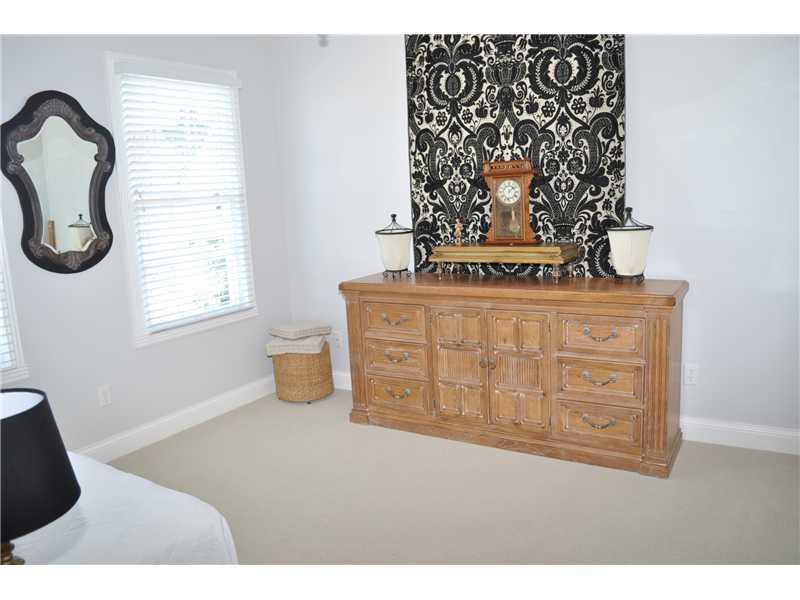 12574 Meeting House Road Carmel, IN 46032 - Photo 13 of 24 Gallery Image 13