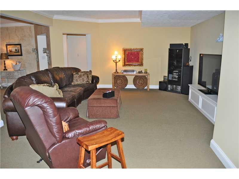 12574 Meeting House Road Carmel, IN 46032 - Photo 15 of 24 Gallery Image 15