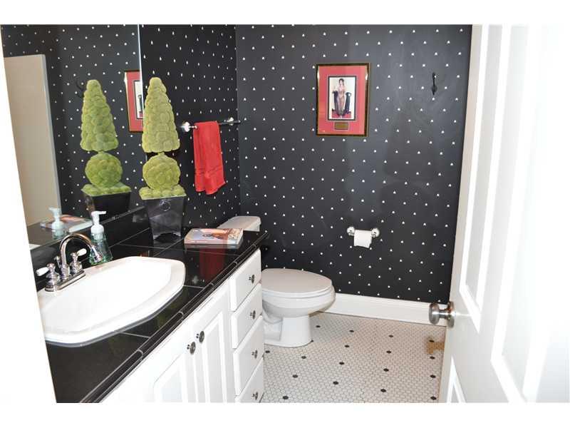 12574 Meeting House Road Carmel, IN 46032 - Photo 16 of 24 Gallery Image 16