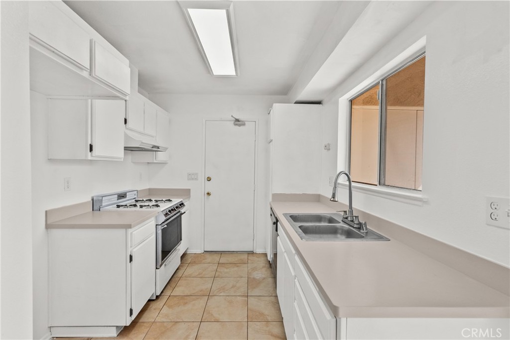 6412 Penn Street, Unit C Moorpark, CA 93021 - Photo 19 of 39