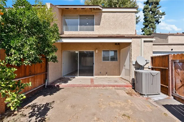 $489,000 | 6412 Penn Street, Unit C, Moorpark, CA 93021