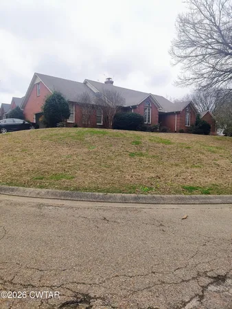 $350,000 | 12 Brookstone Place, Jackson, TN 38305