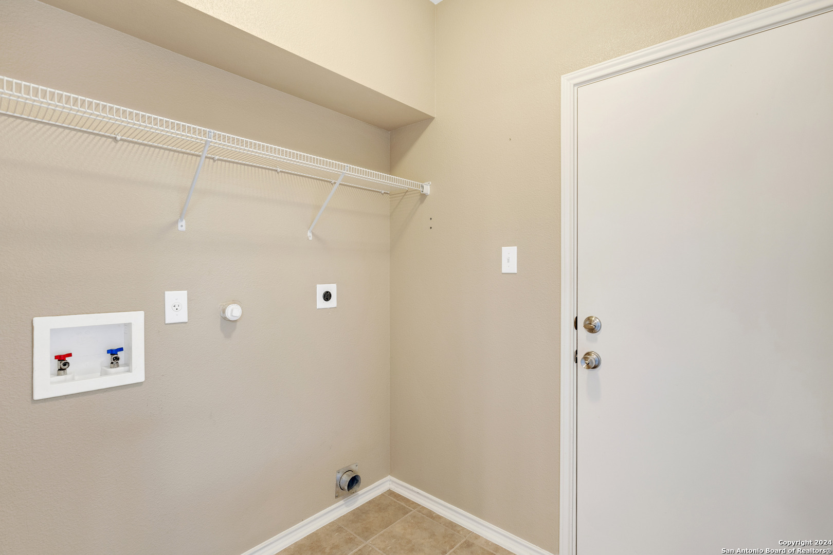 225 Crimson Tree Cibolo, TX 78108 - Photo 31 of 34 a view of an empty room