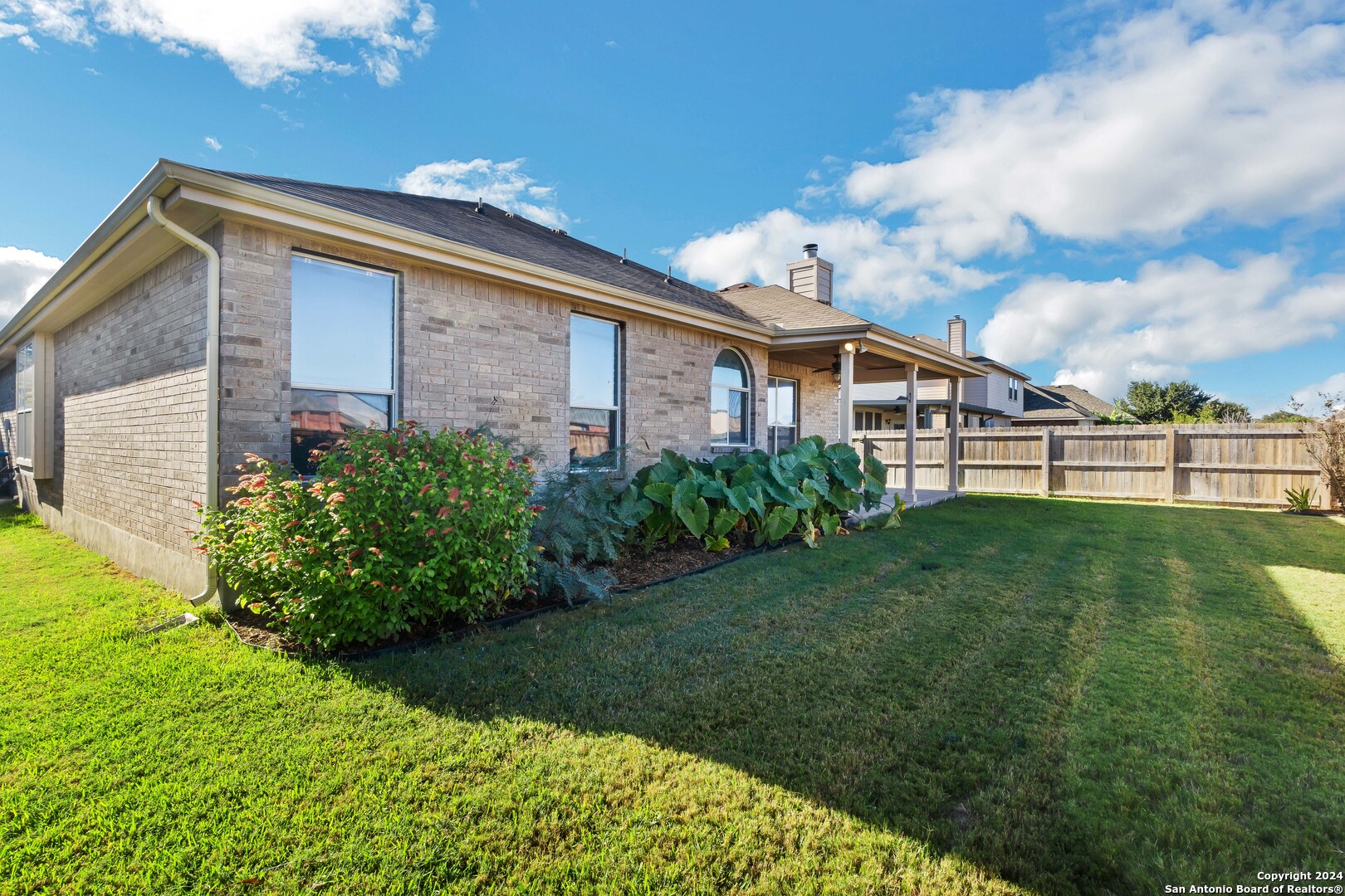 225 Crimson Tree Cibolo, TX 78108 - Photo 34 of 34 a front view of a house with garden