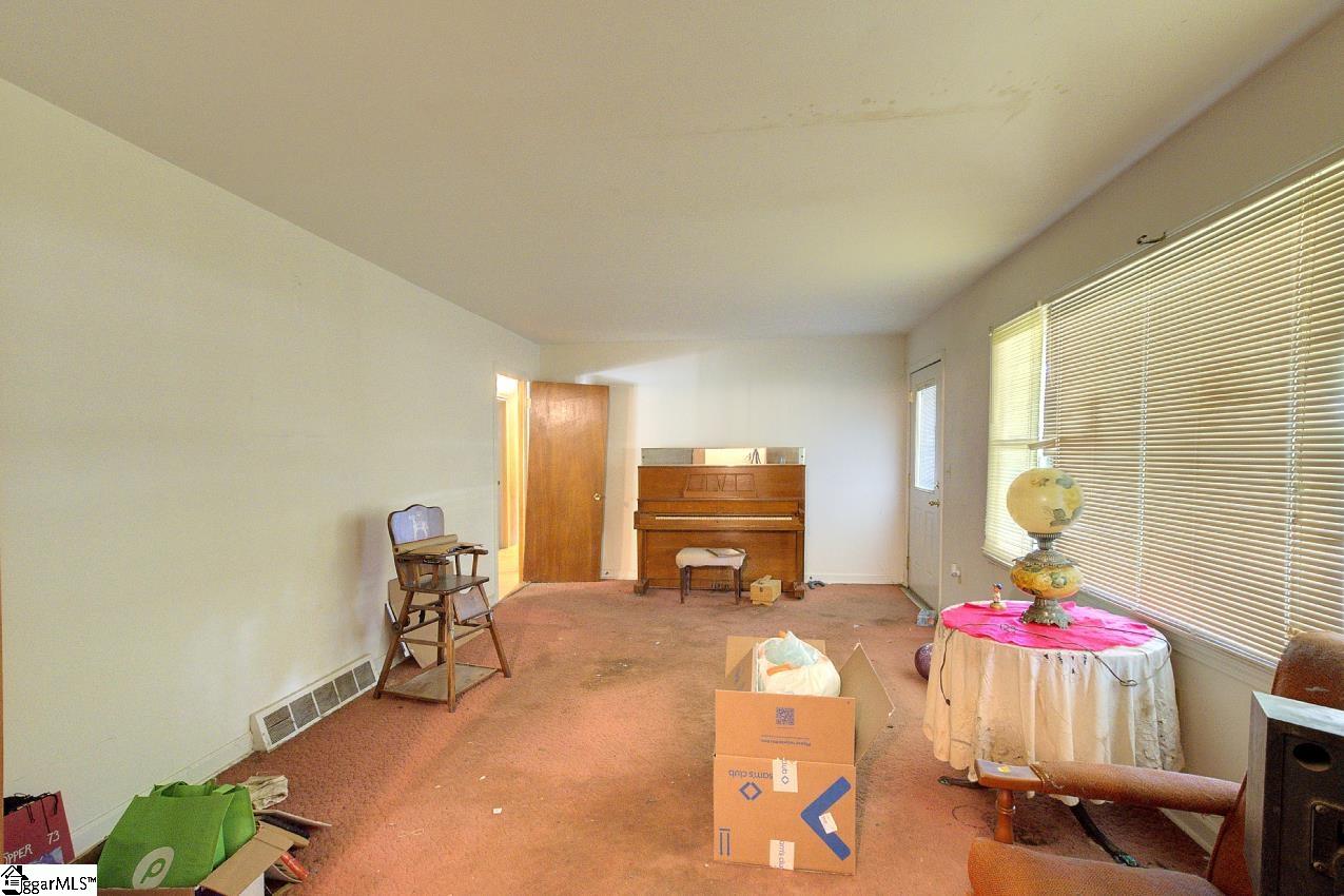 1105 East Georgia Road Simpsonville, SC 29681 - Photo 23 of 41