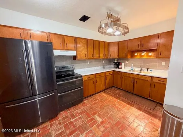 $205,000 | 3625 Shamrock Court, Gautier, MS 39553