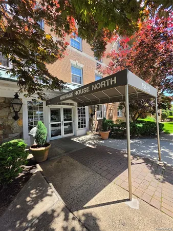 $415,000 | 151-15 84th Street, Unit 1N | Lindenwood