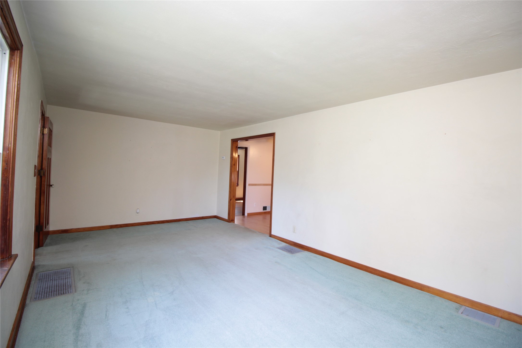 32 Wallace Road Binghamton, NY 13905 - Photo 5 of 50