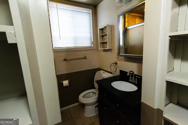 $2,500 | 1037 College Station Road, Athens, GA 30605