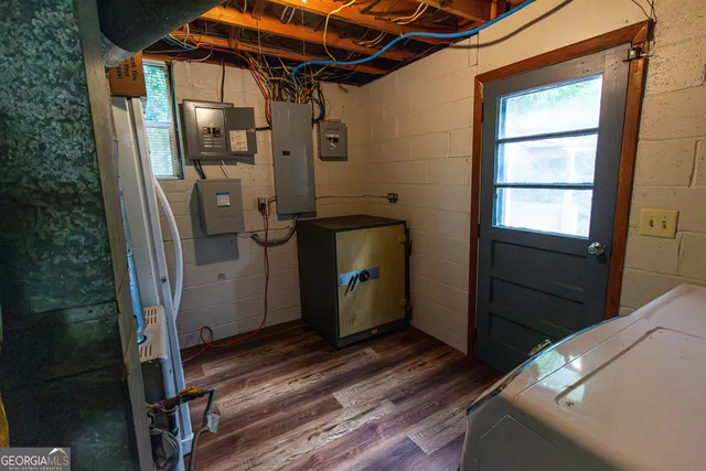 $2,500 | 1037 College Station Road, Athens, GA 30605