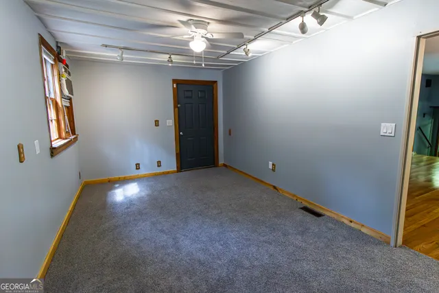 $2,500 | 1037 College Station Road, Athens, GA 30605