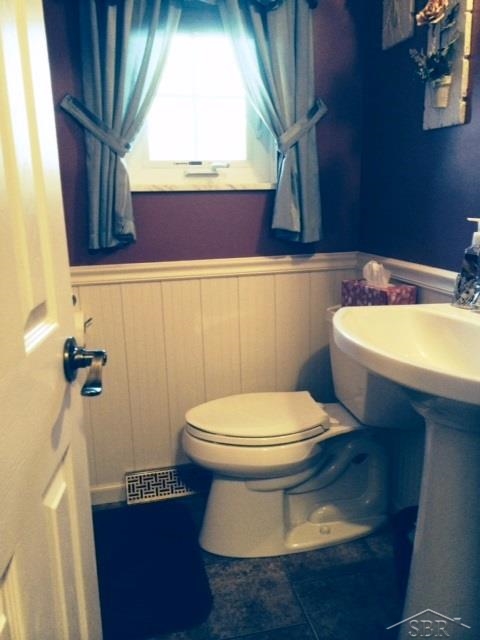 1121 Hemmeter Road Saginaw, MI 48638 - Photo 12 of 14 31232502-11.JPG